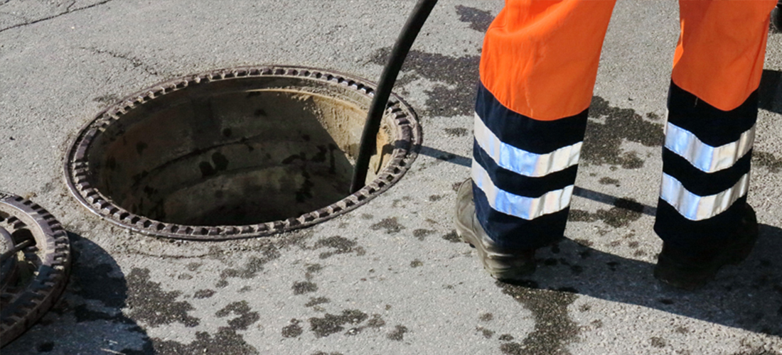 Drain unblocking and cleaning by our engineer